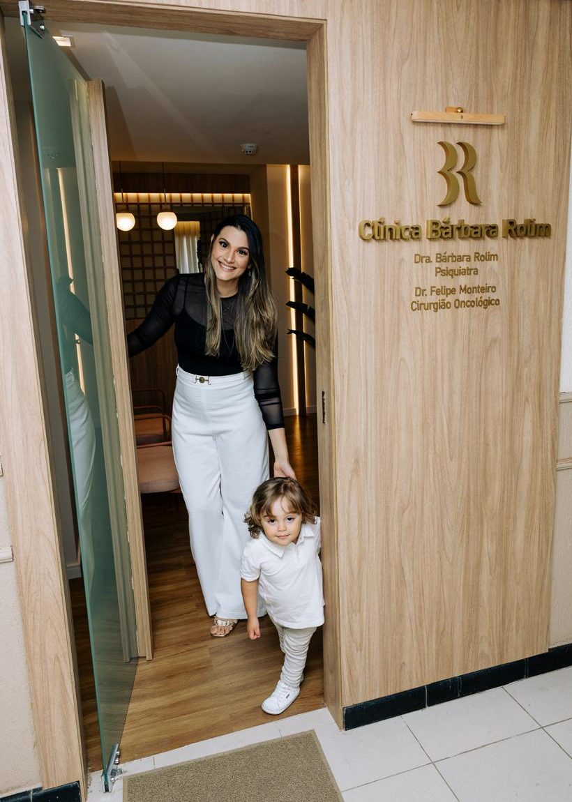 Dra. Bárbara Rolim Chaves - Contato